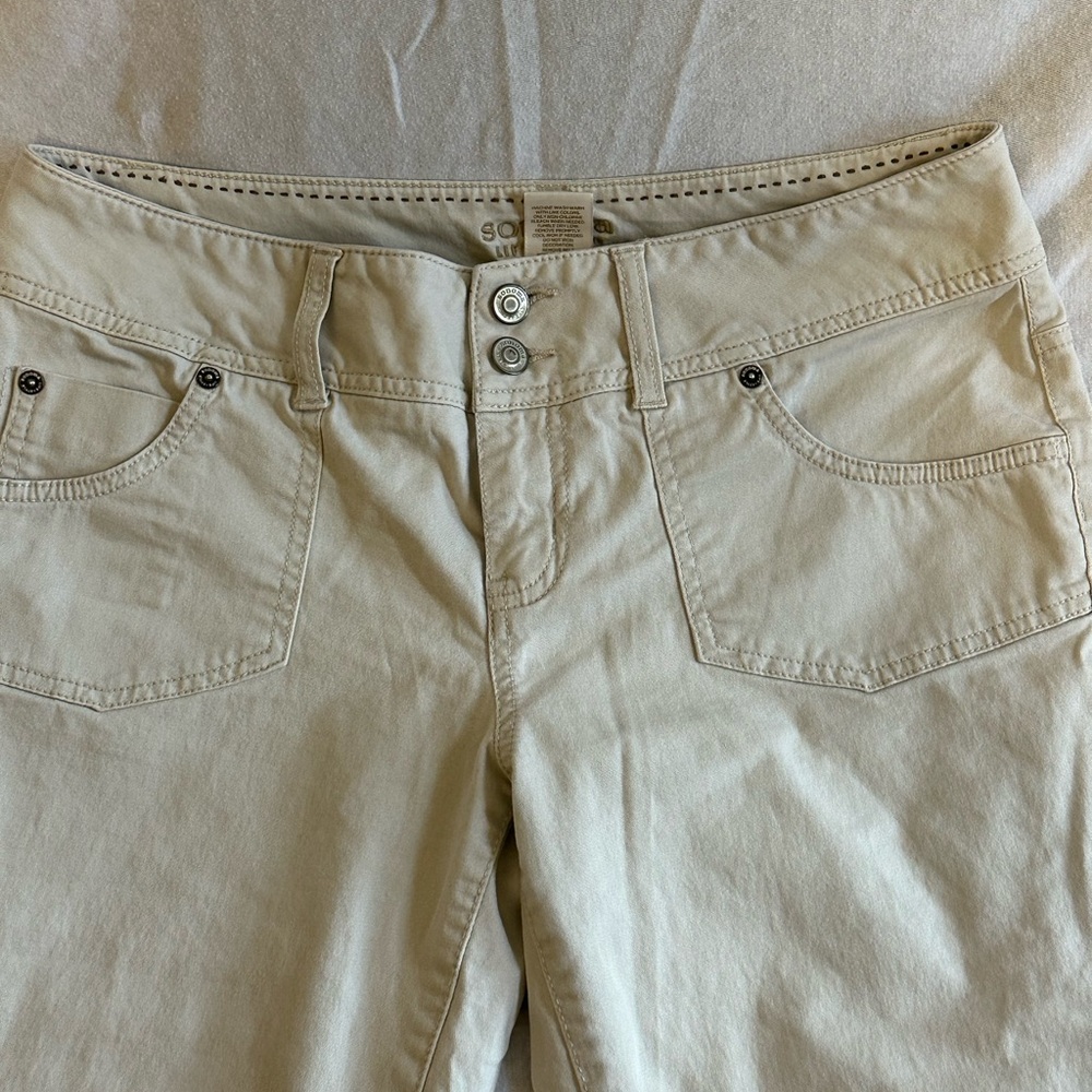 Sonoma High Rise Women Jeans in Cream